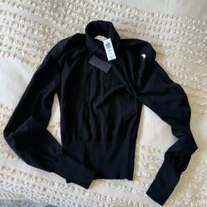 NWT ARITZIA TURTLENECK